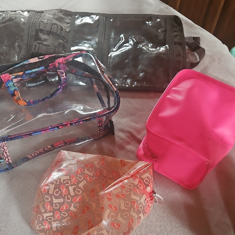 4 Colorful Travel Cosmetic Bags